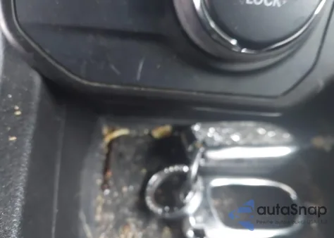 2020 Jeep Renegade Sport 4X4 z USA, uszkodzony, nr VIN ZACNJBAB4LPL39970